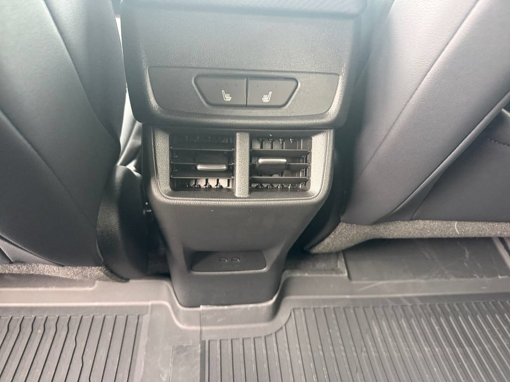New 2027 Chevrolet Equinox RS w/ Safety and Technology Package AWD/4WD image 36