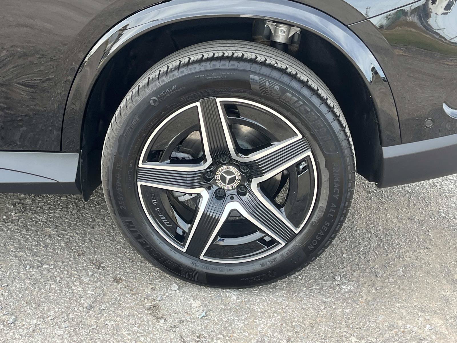 Certified 2026 Mercedes-Benz GLC 300 4MATIC image 11