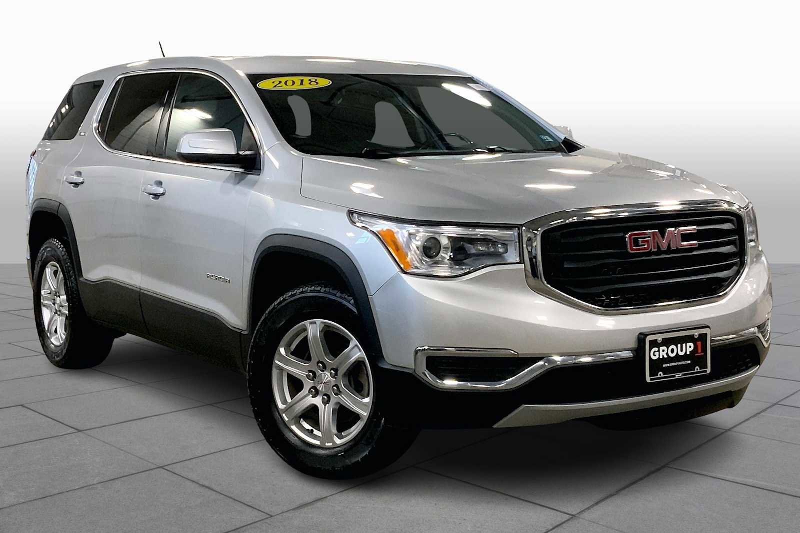 Used 2018 GMC Acadia SLE image 3