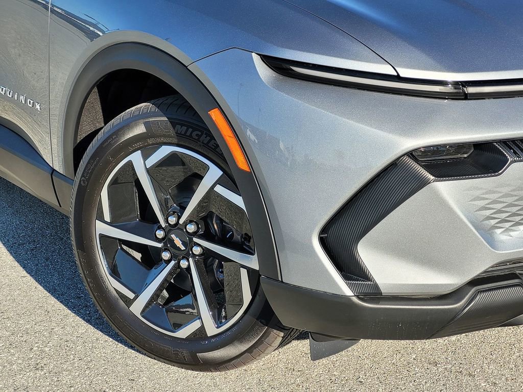 New 2026 Chevrolet Equinox EV LT image 6