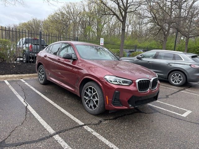 Used 2025 BMW X4 M40i AWD/4WD image 3