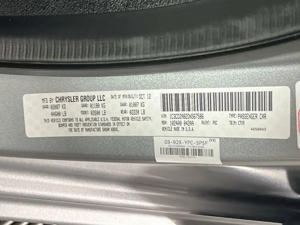 Used 2013 Dodge Avenger SE FWD image 28