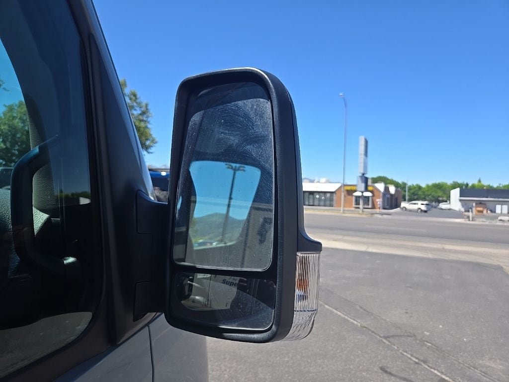 Used 2023 Mercedes-Benz Sprinter 3500 image 30