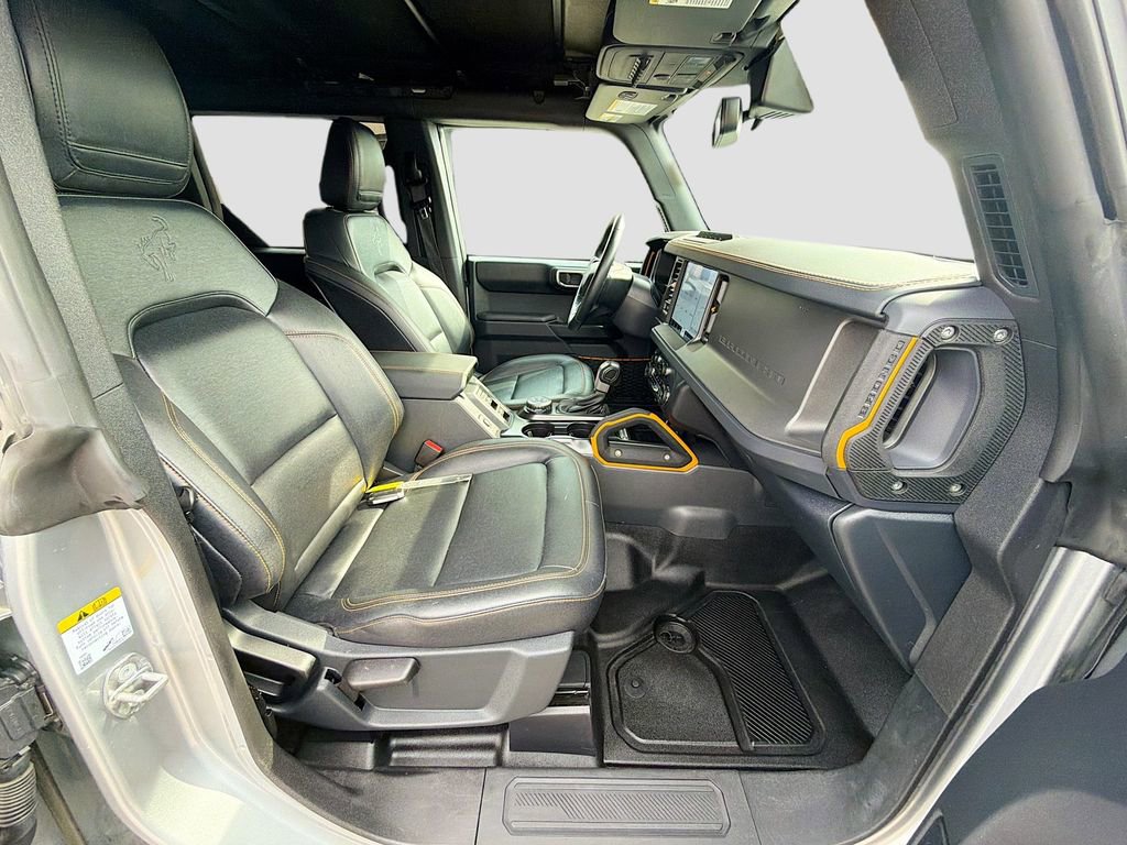 Used 2024 Ford Bronco Badlands image 15