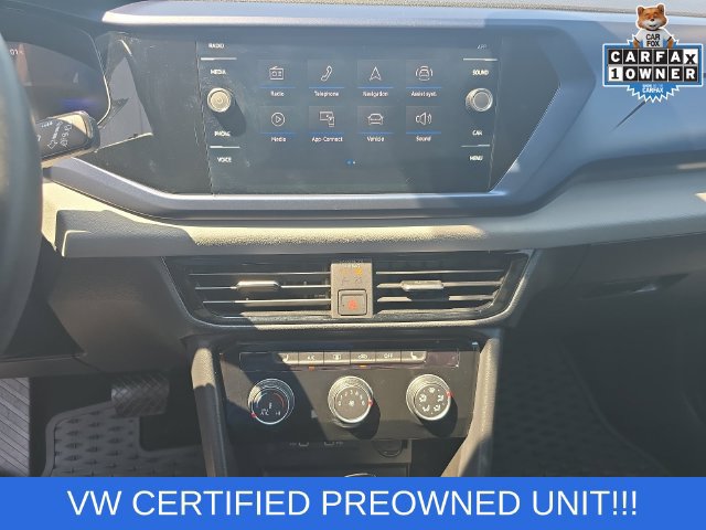 Used 2023 Volkswagen Taos SE w/ Panoramic Sunroof Package FWD image 17