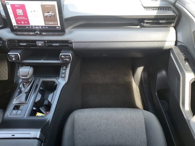 Used 2026 Toyota RAV4 LE AWD/4WD image 25