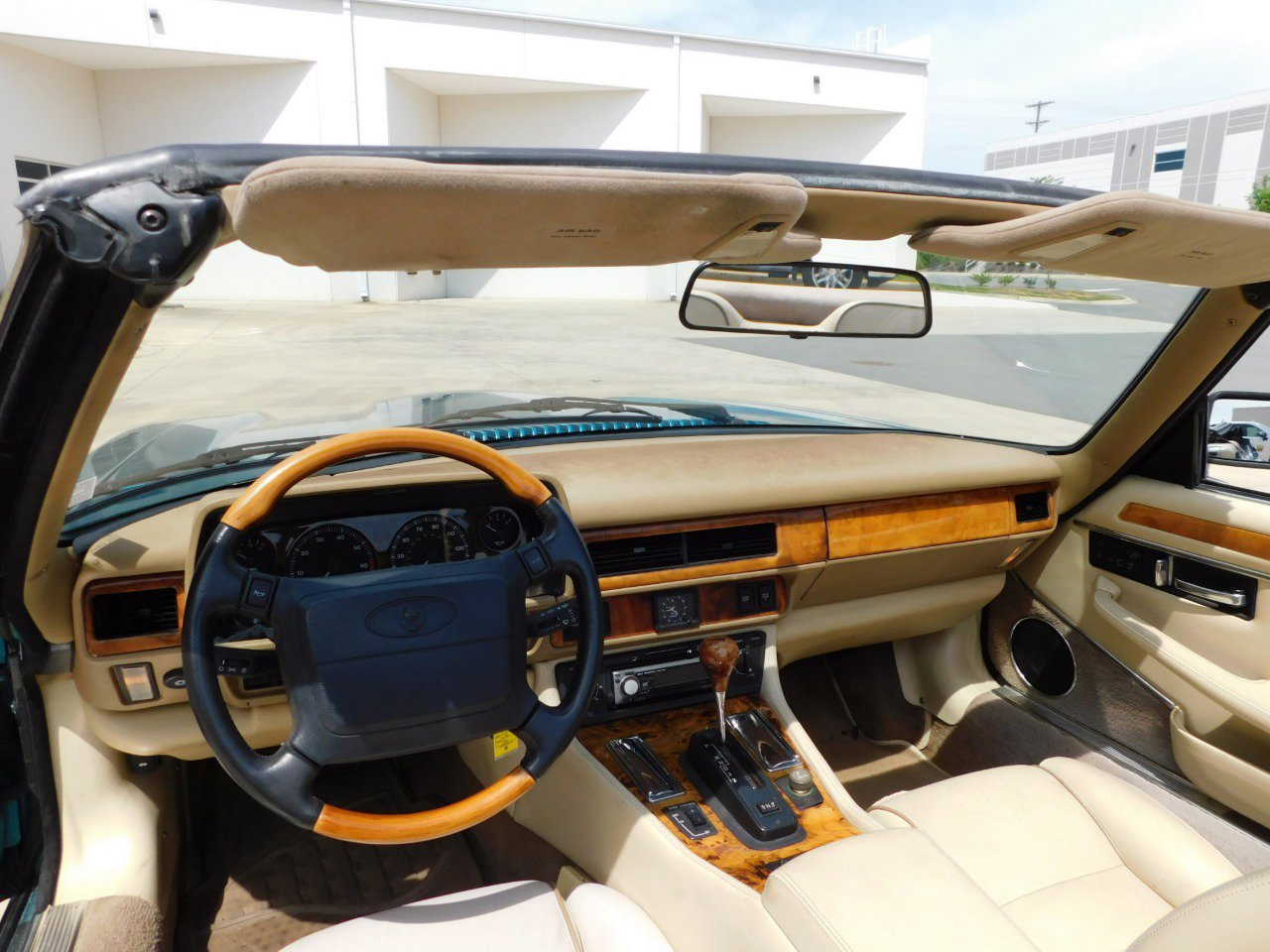 Used 1996 Jaguar XJS 4.0 Convertible image 21