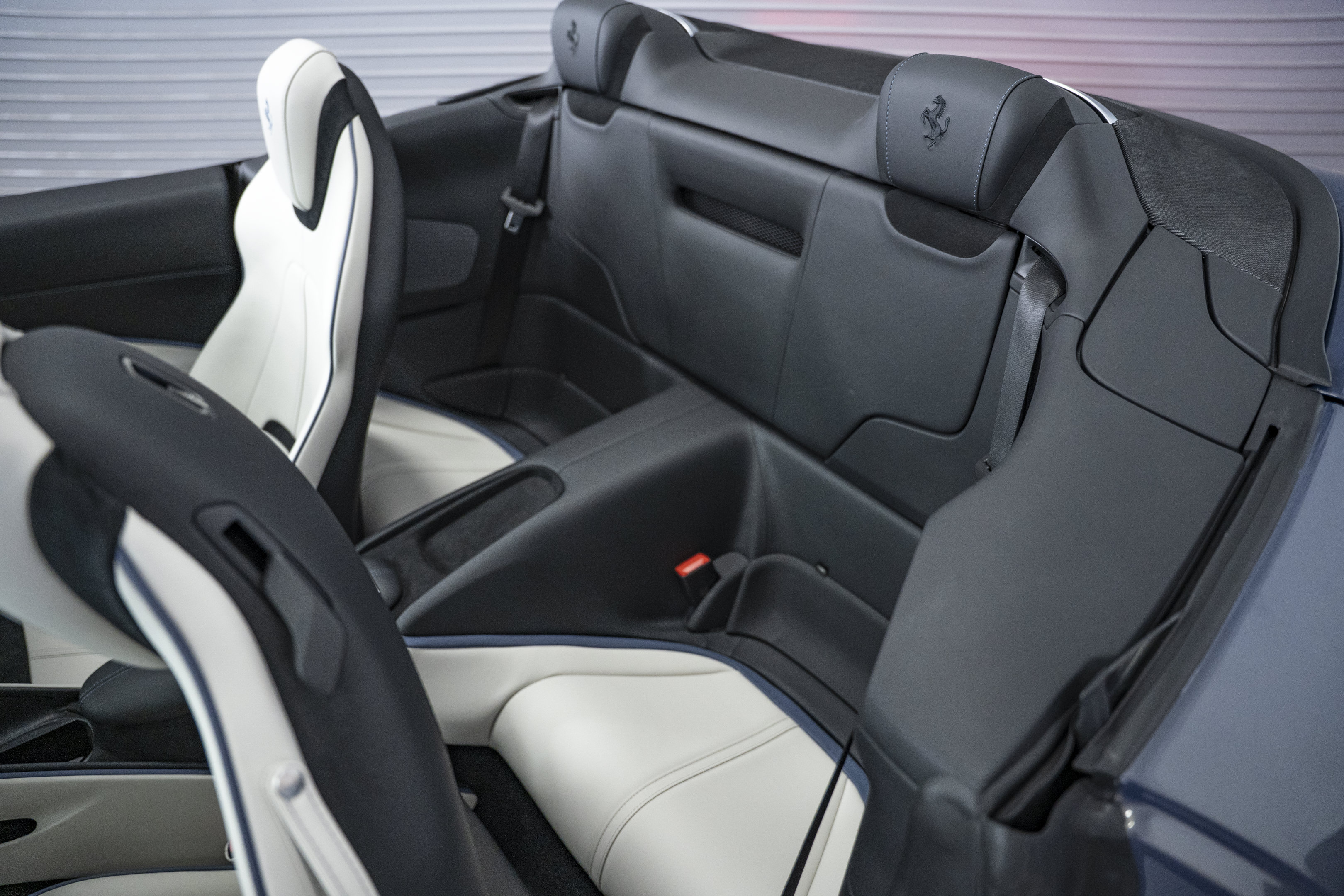 Used 2025 Ferrari Roma Spider RWD image 26