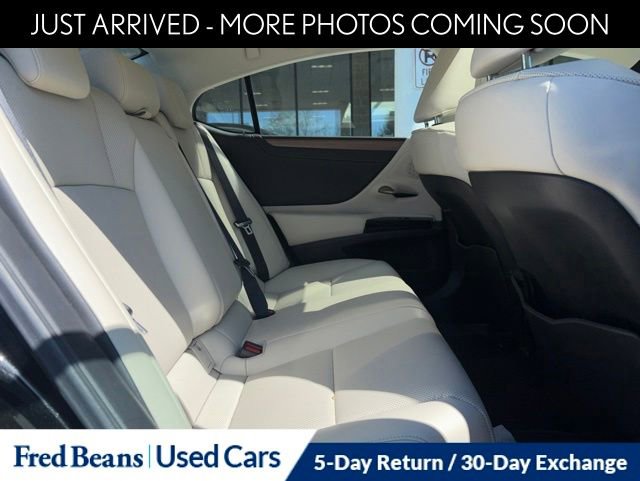 Used 2023 Lexus ES 350 w/ Premium Package FWD image 15