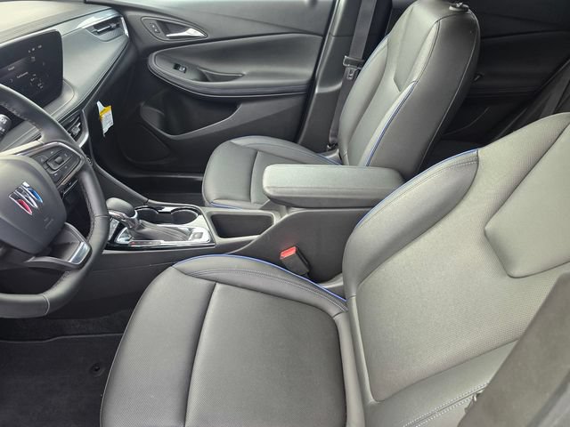 Used 2025 Buick Encore GX Sport Touring w/ Advanced Technology Package FWD image 20