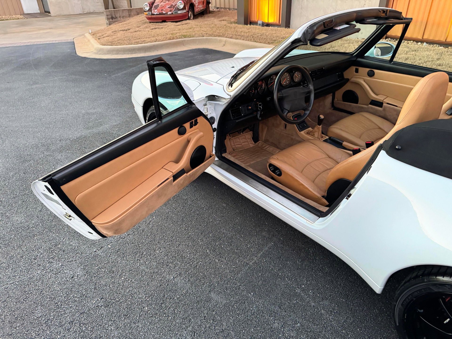Used 1997 Porsche 911 Cabriolet image 15