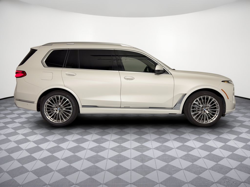 Certified 2023 BMW X7 xDrive40i w/ Premium Package AWD/4WD image 8
