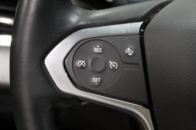 Used 2023 Chevrolet Traverse LT FWD image 24