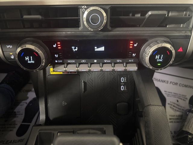 Used 2025 Toyota 4Runner Limited image 16