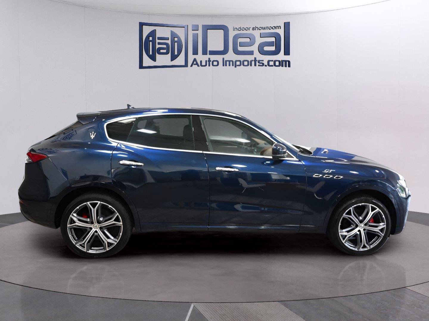 Used 2023 Maserati Levante GT AWD/4WD image 6