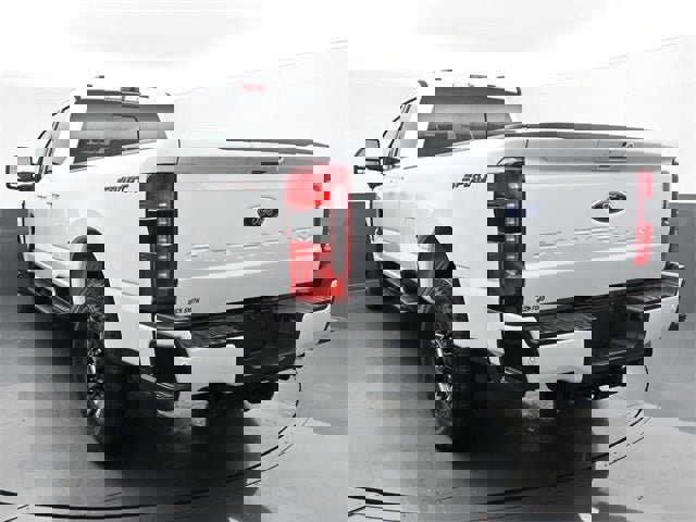 Used 2024 Ford F250 Lariat w/ Sport Appearance Package image 11