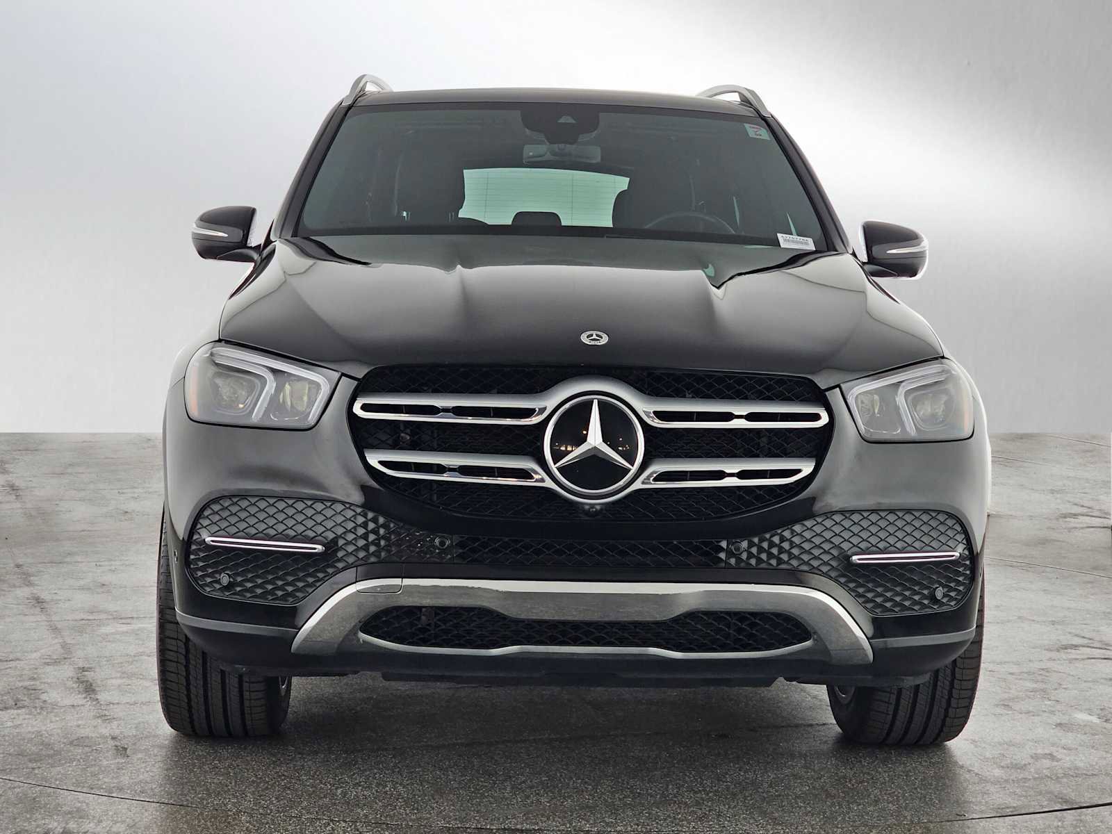 Used 2022 Mercedes-Benz GLE 350 w/ Premium Package image 3