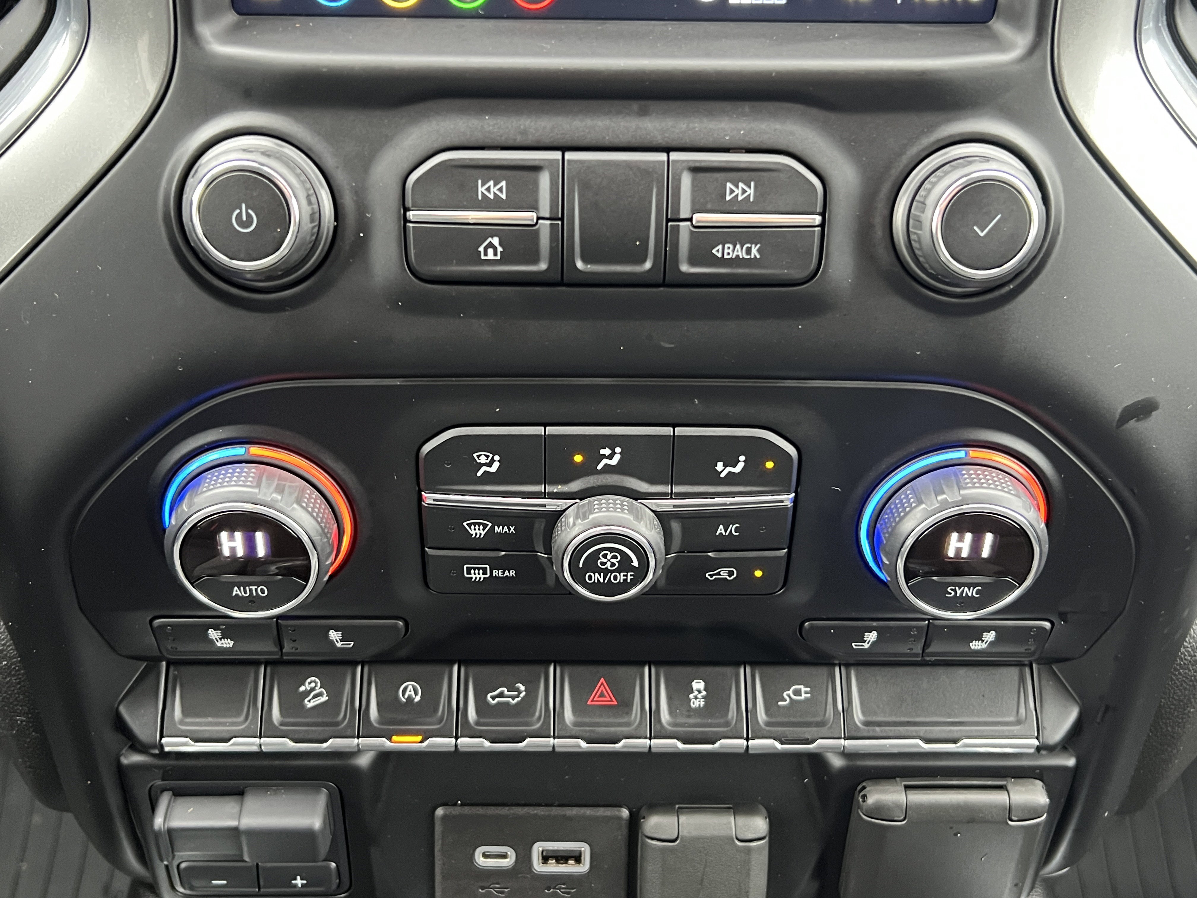 Used 2021 Chevrolet Silverado 1500 LT Trail Boss w/ Convenience Package II image 27