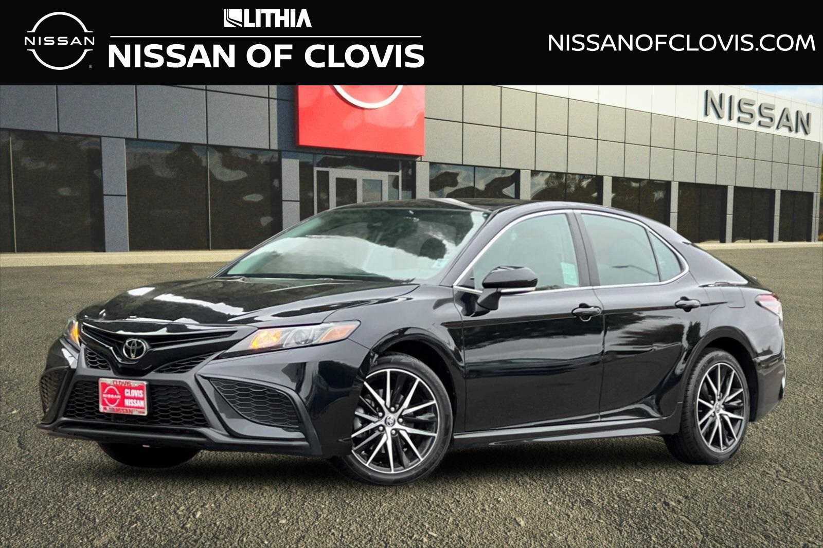 Used 2024 Toyota Camry SE