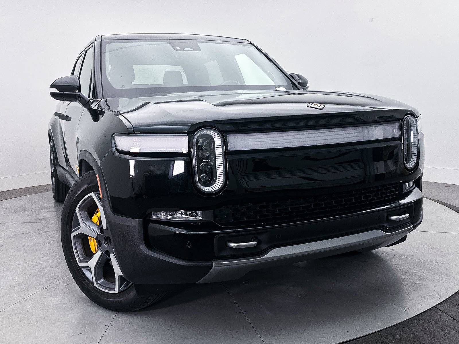Used 2022 Rivian R1T Adventure AWD/4WD image 9