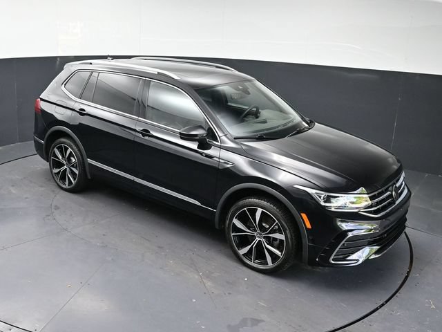 Used 2024 Volkswagen Tiguan SEL R-Line AWD/4WD image 26