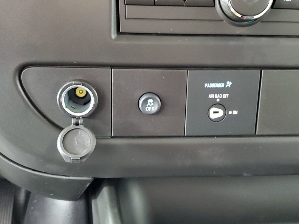 New 2026 Chevrolet Express 2500 w/ Driver Convenience Package RWD image 18