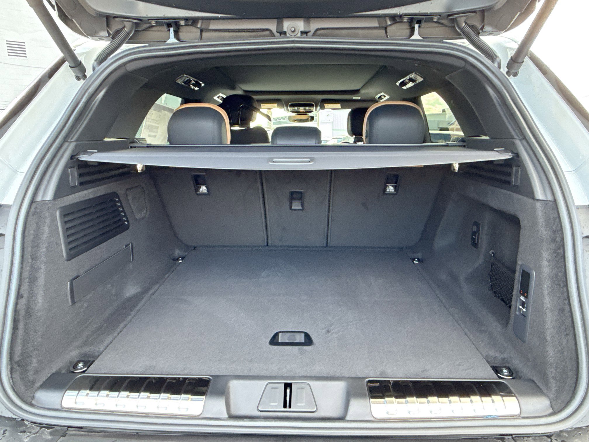 New 2026 Land Rover Range Rover Sport Dynamic SE image 11