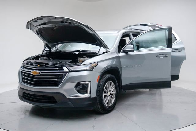 Used 2023 Chevrolet Traverse LT image 17