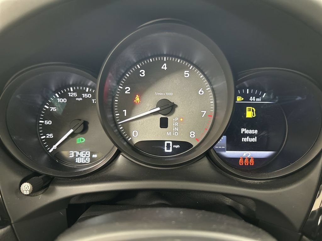 Certified 2022 Porsche Macan S AWD/4WD image 13