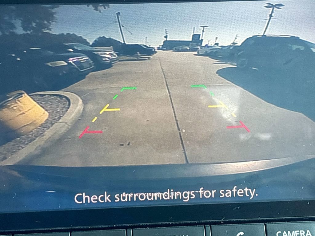 Used 2021 Nissan Rogue S image 13