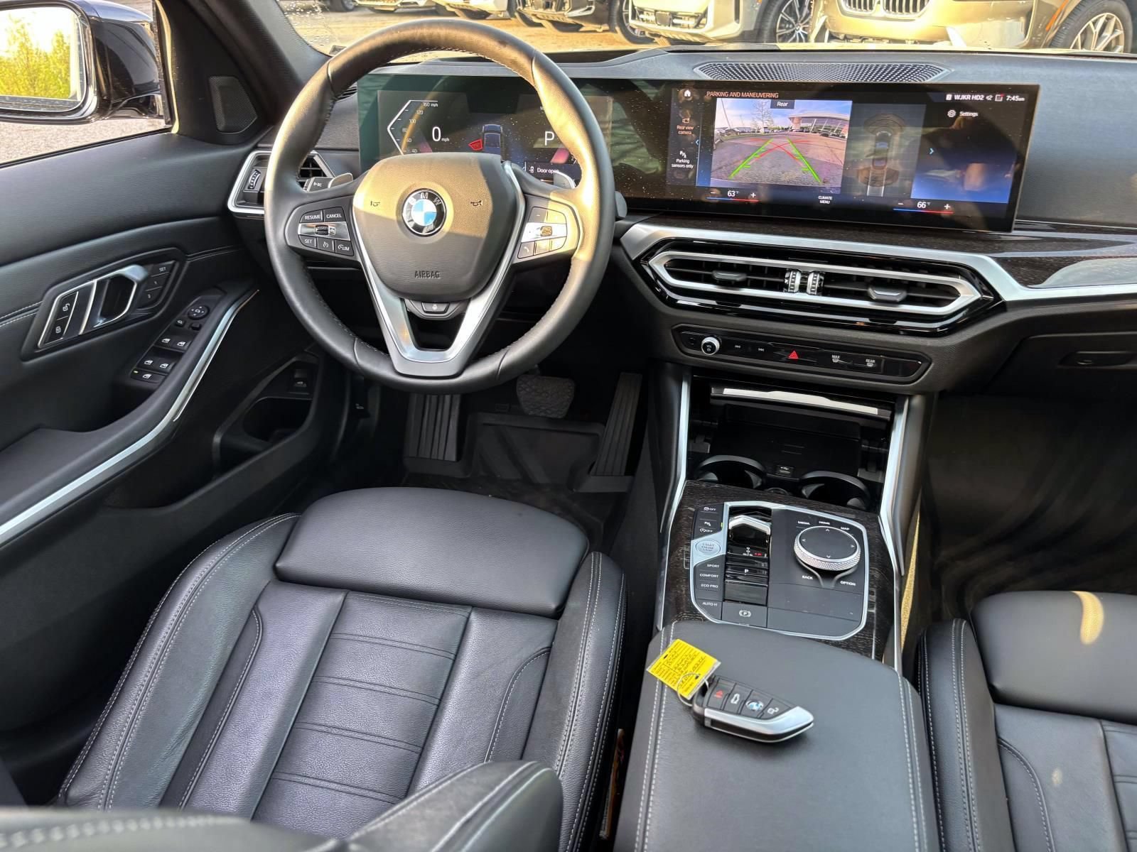 Used 2023 BMW 330i xDrive Sedan w/ Premium Package AWD/4WD image 30