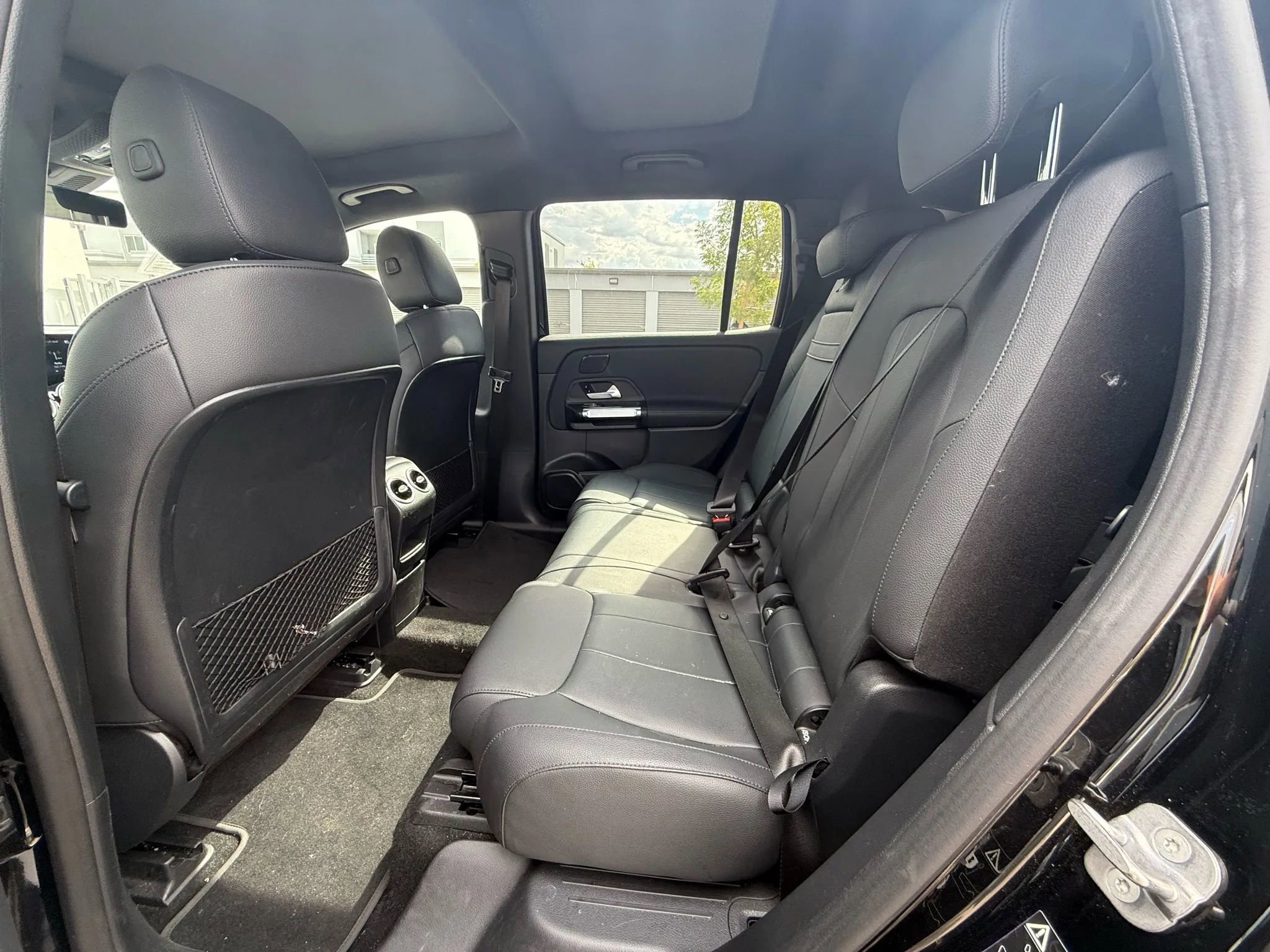 Used 2023 Mercedes-Benz EQB 300 4MATIC w/ Driver Assistance Package image 8