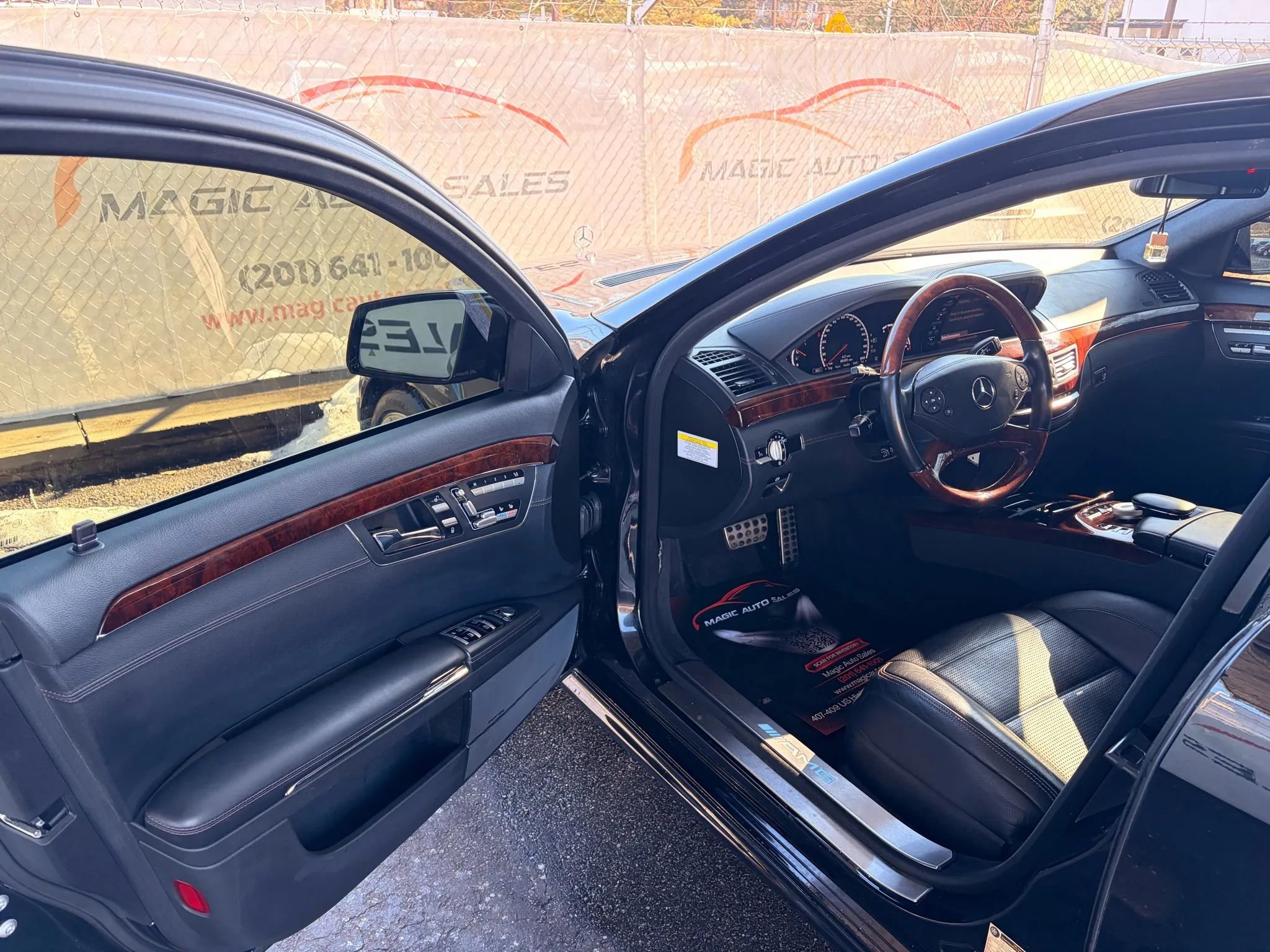 Used 2011 Mercedes-Benz S 63 AMG image 16