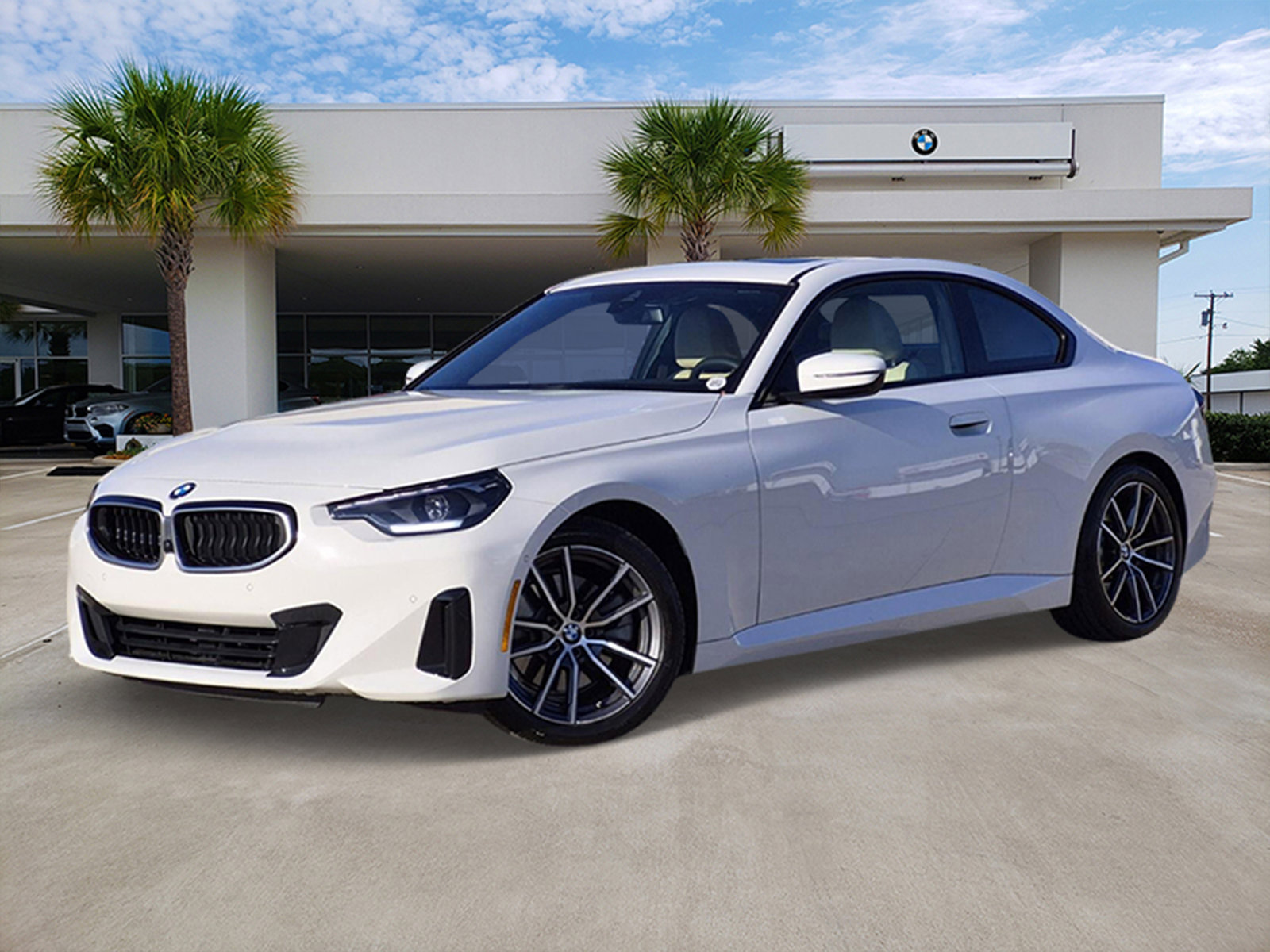 Certified 2025 BMW 230i Coupe w/ Convenience Package RWD image 1