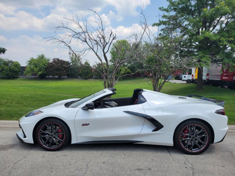 Used 2023 Chevrolet Corvette Stingray Premium Conv w/ Z51 Performance Package image 28