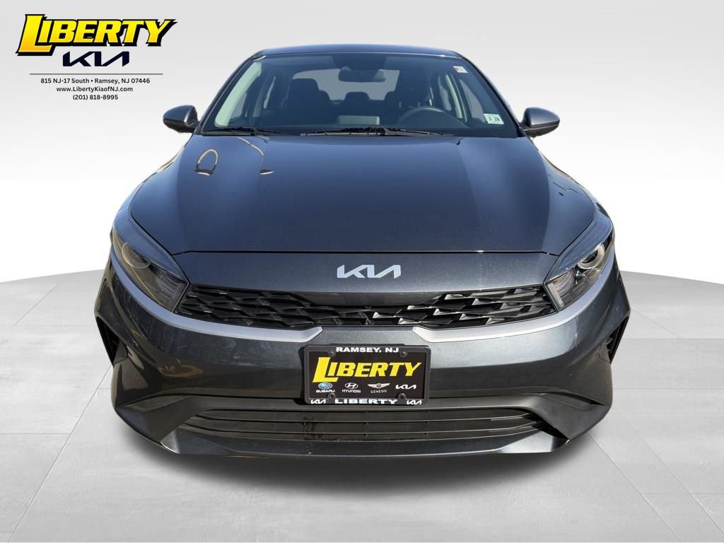 Used 2023 Kia Forte LXS video 2