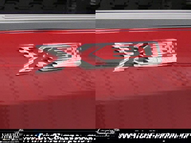 Certified 2025 GMC Sierra 1500 SLT w/ SLT Premium Package image 5