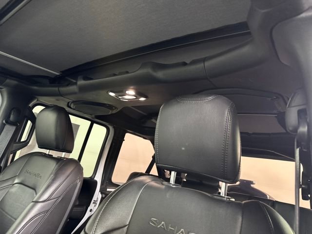 Used 2023 Jeep Wrangler Unlimited Sahara image 12