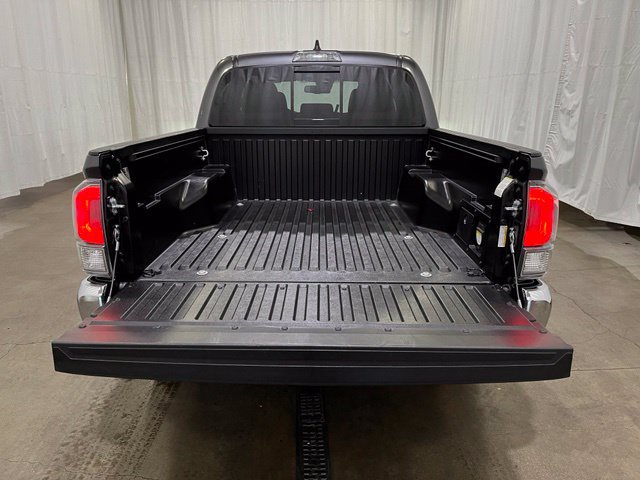 Certified 2023 Toyota Tacoma TRD Off-Road w/ Black Out Package (TMS) AWD/4WD image 13