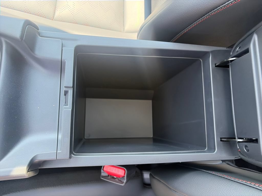 New 2026 Nissan Sentra SR w/ SR Premium Package FWD image 48