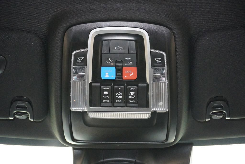 Used 2024 RAM 2500 Limited AWD/4WD image 23