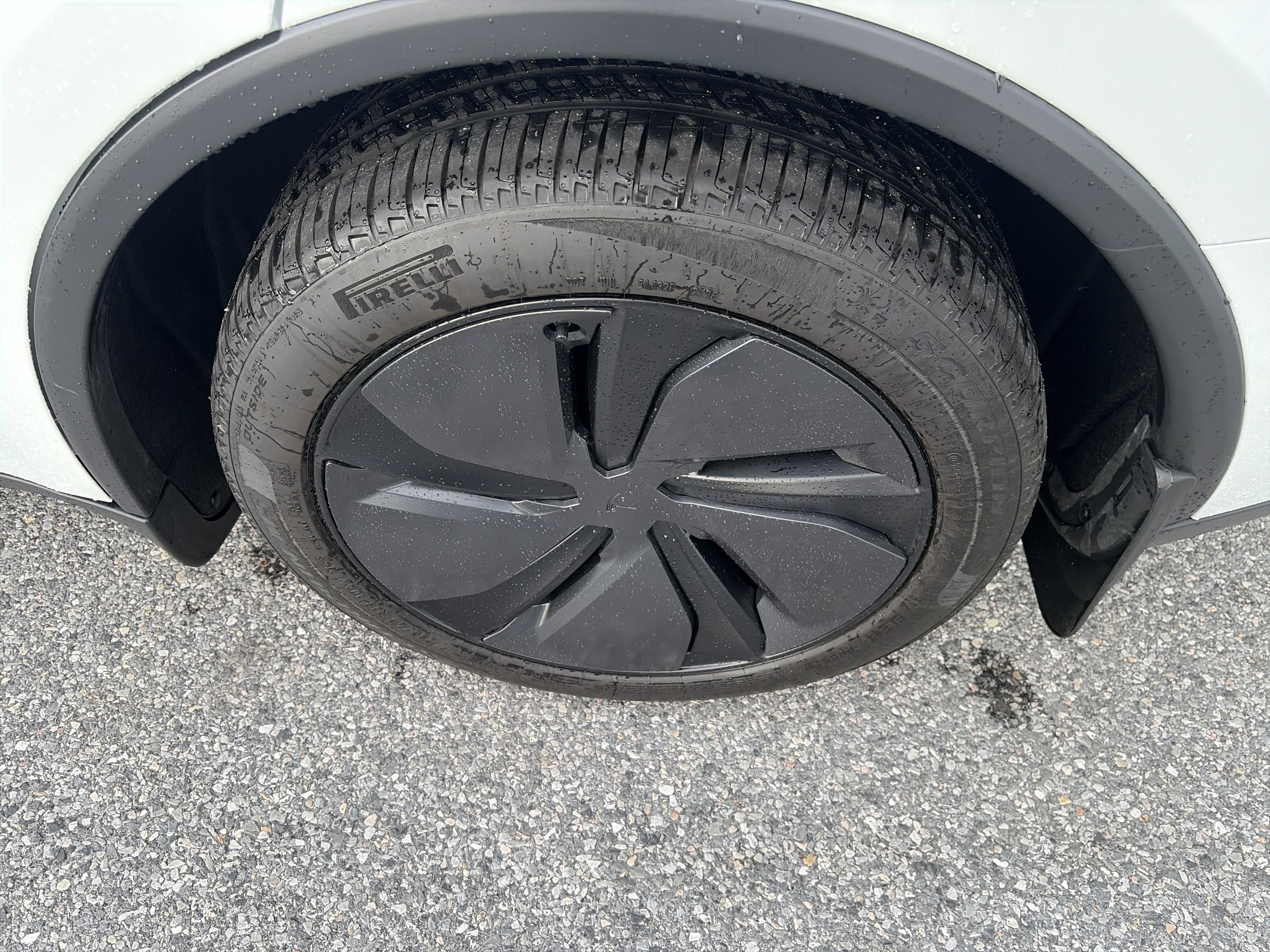 Used 2026 Tesla Model Y image 11