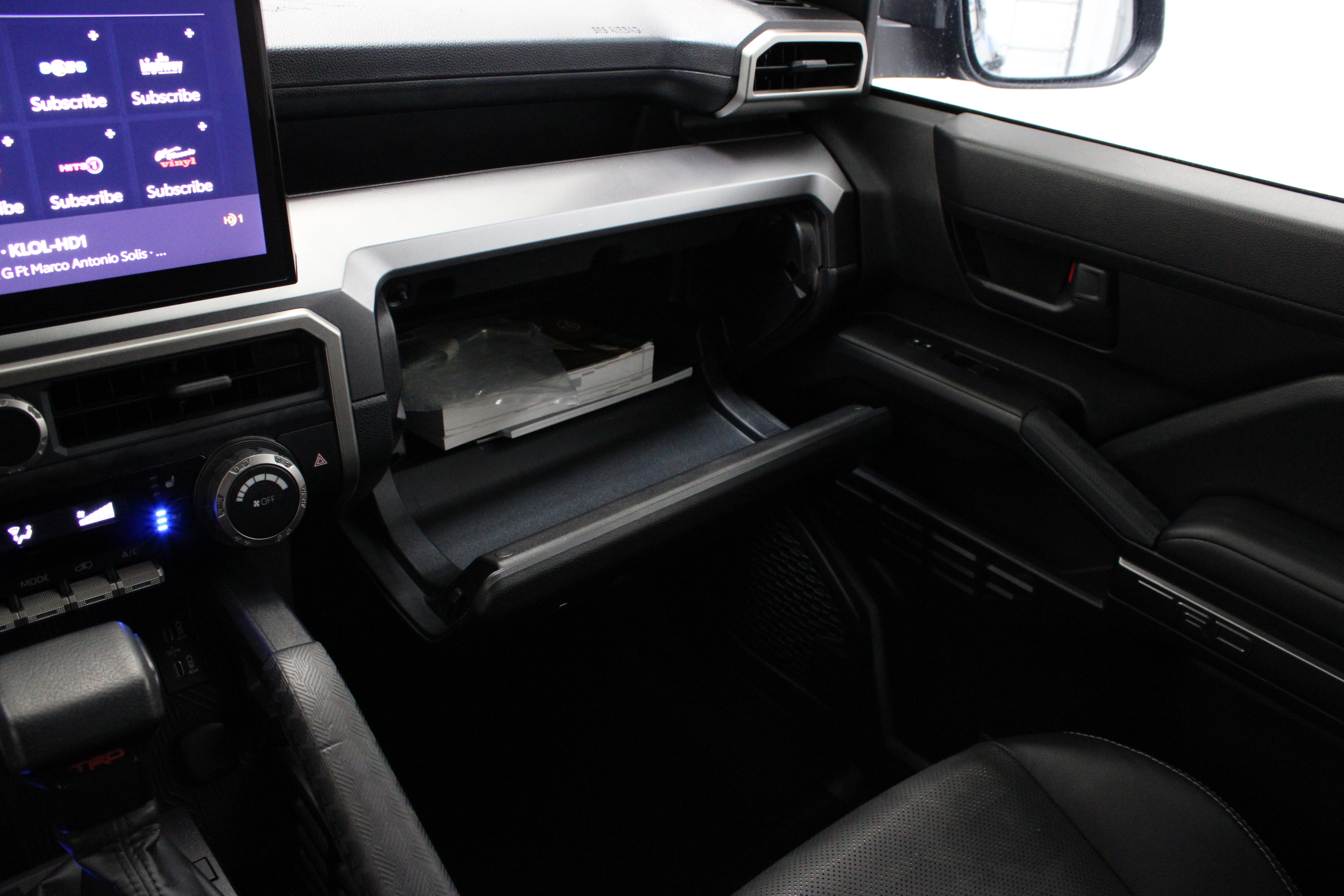 Used 2025 Toyota 4Runner TRD Off-Road Premium w/ Tow Technology Package AWD/4WD image 26