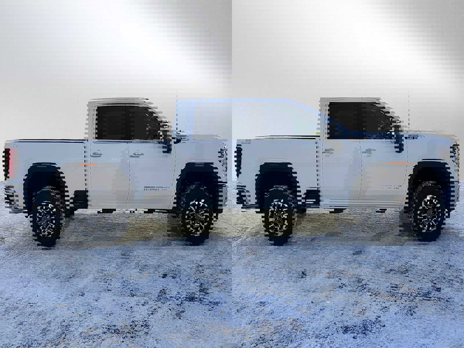 New 2026 GMC Sierra 2500 SLT w/ SLT Convenience Package image 2