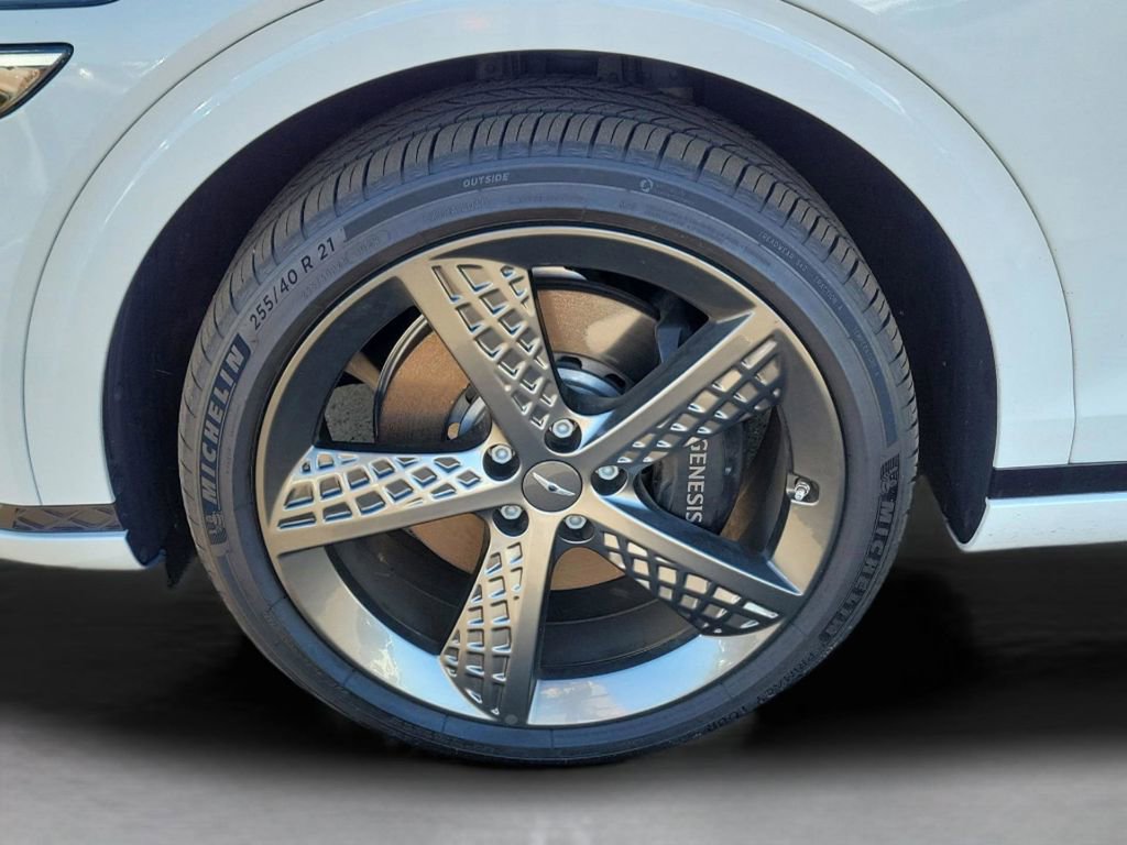 Used 2025 Genesis GV70 2.5T Sport Prestige w/ Sport Prestige Package image 9