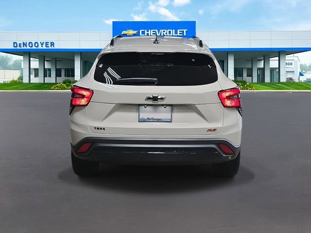 New 2026 Chevrolet Trax RS w/ Driver Confidence Package image 7