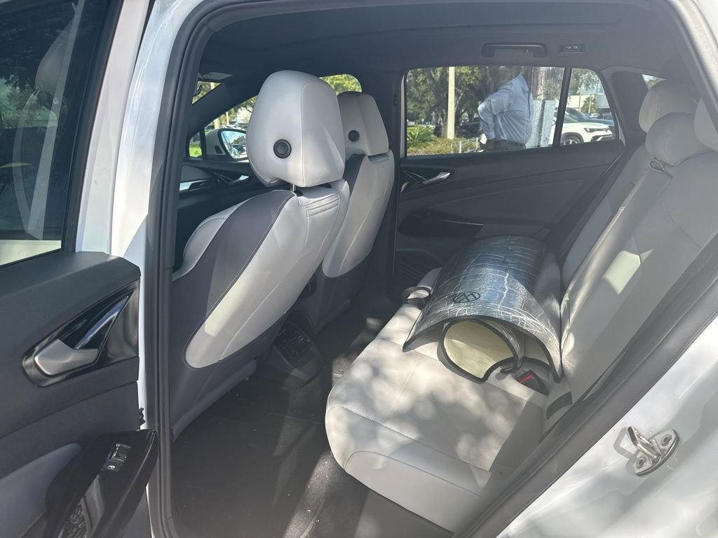 Used 2021 Volkswagen ID.4 Pro S image 7