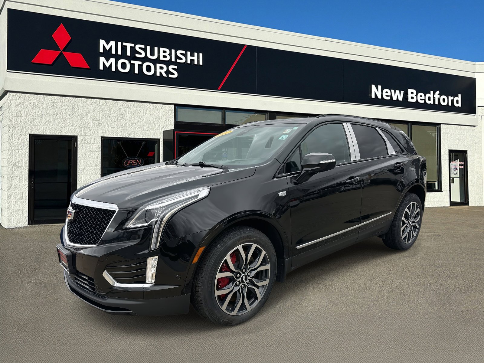 Used 2022 Cadillac XT5 Sportv w/ Platinum Package image 1