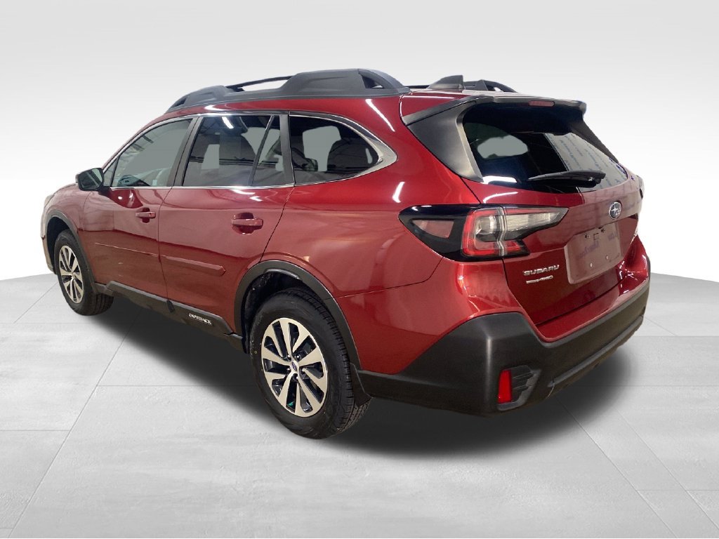 Used 2022 Subaru Outback Premium AWD/4WD image 2