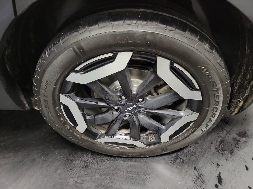 Used 2023 Kia Telluride S w/ S Sunroof Package image 10